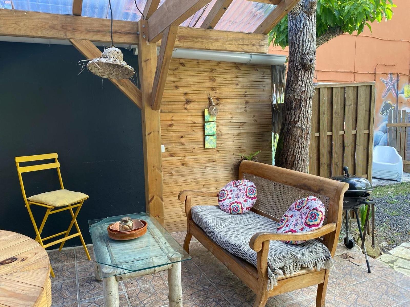 Ti Bwa Carbet Cosy Semi-Exterieur Avec Toit Terrasse Villa Sainte-Anne  Buitenkant foto